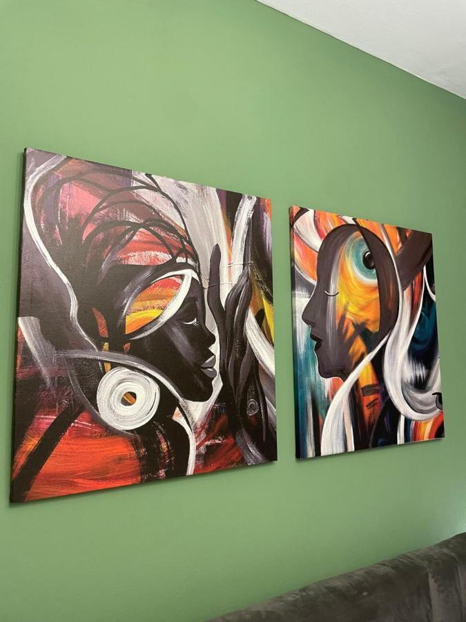 טיראנה Middle Center Gallery 1 Skanderbeg Square מראה חיצוני תמונה