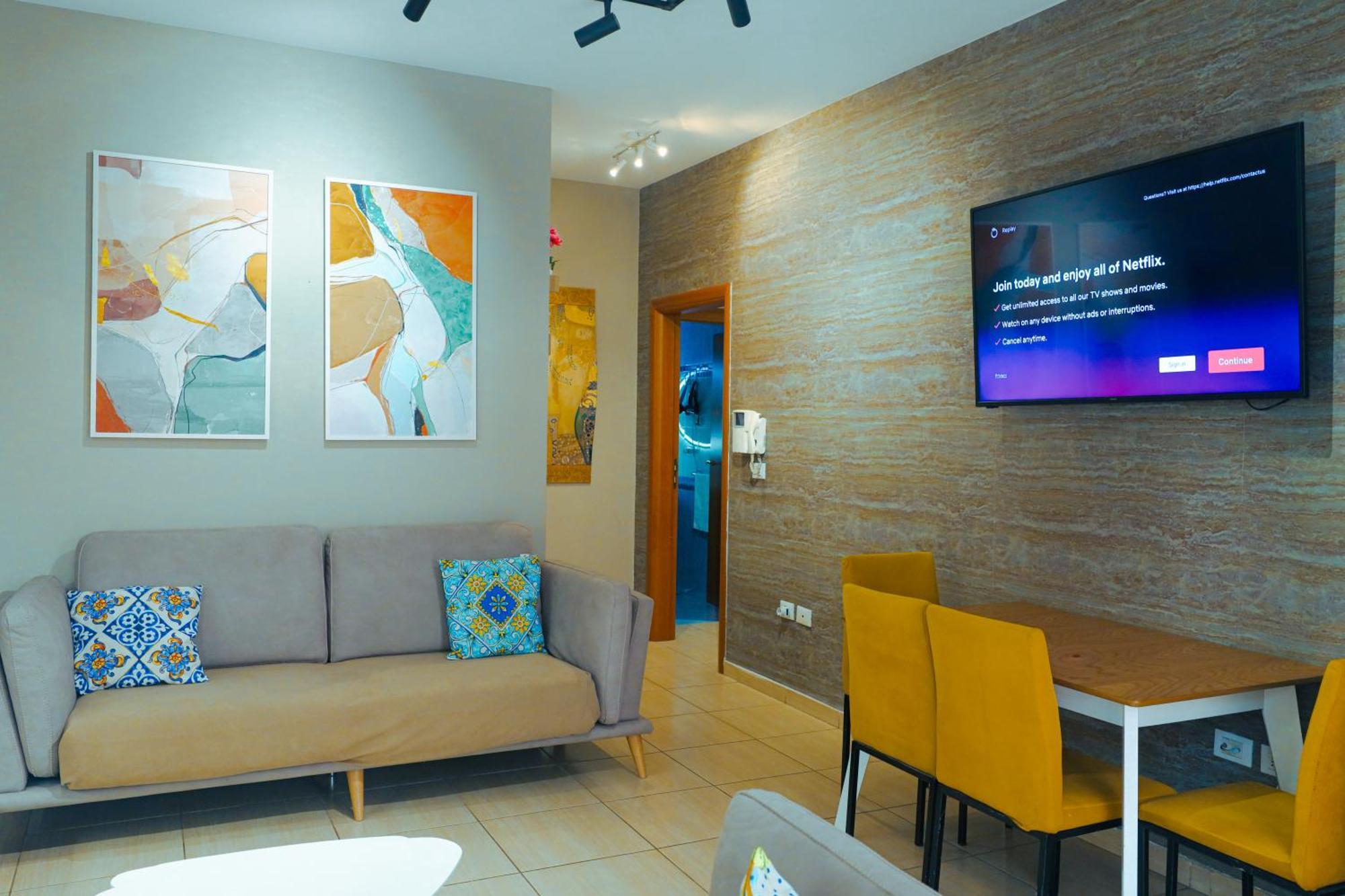 טיראנה Middle Center Gallery 1 Skanderbeg Square מראה חיצוני תמונה